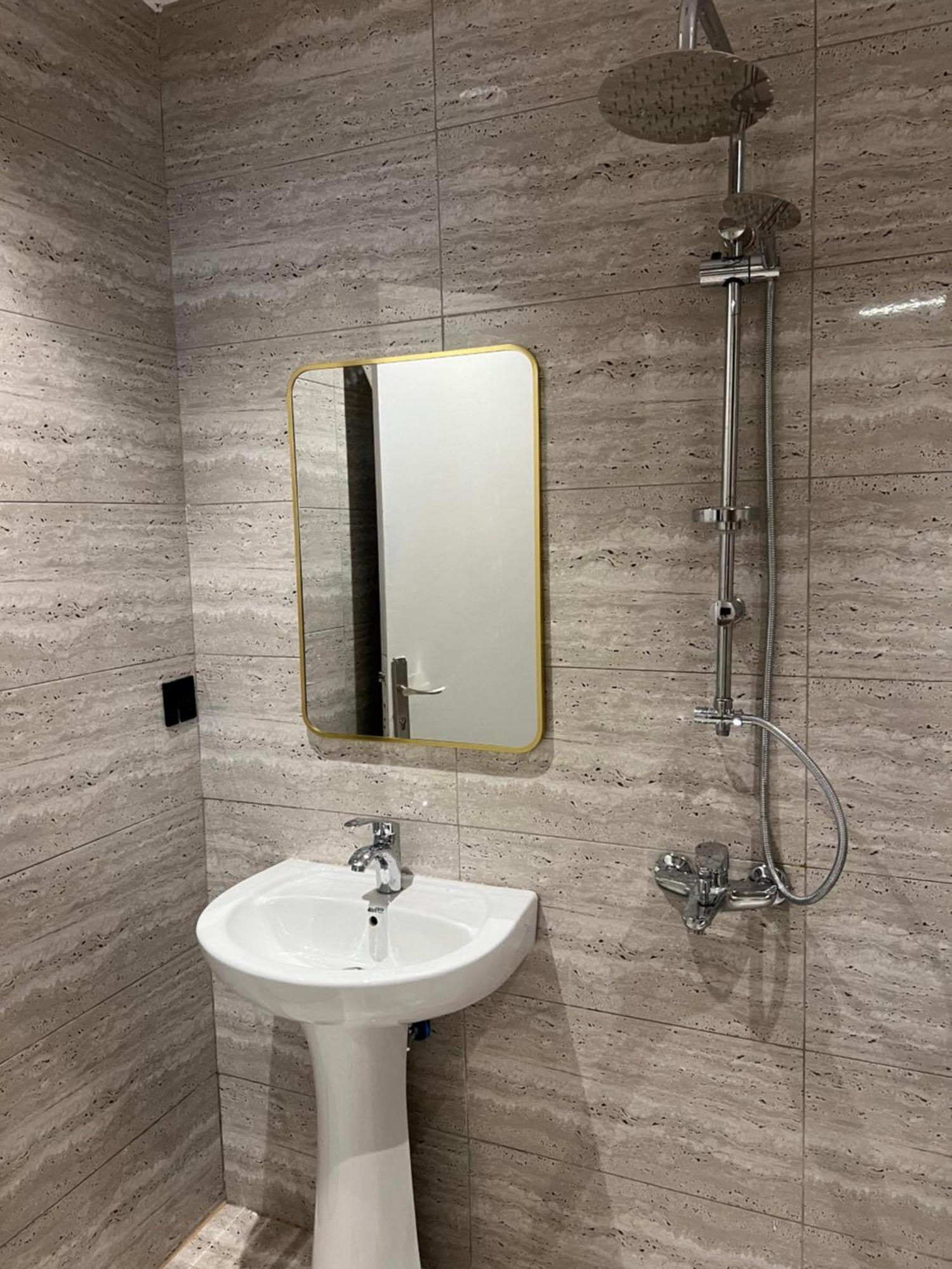 M18 Self Entry Cozy In Alaqeeq 5 Minutes To Boulevard استديو فاخر سرير ماستر دخول ذاتي في العقيق 5 دقايق من البوليفارد Apartment